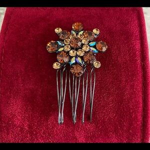 Vintage SNK crystal hair comb